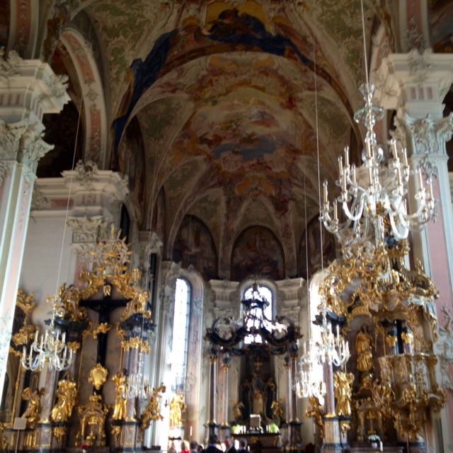 Morgenandacht der Mitglieder des rheinland-pflzischen Landtages. Groartiger Gewlbehimmel in der St. Peterskirche in Mainz (Foto privat)